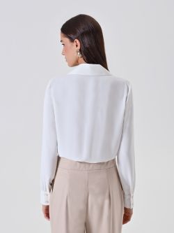 White Blouse with Shiny Details det_3