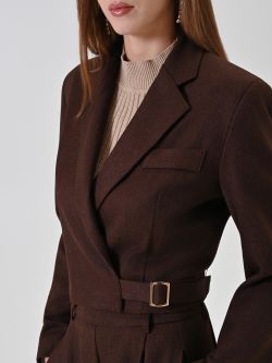 Cropped chocolate jacket with buckle in_i5
