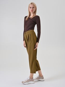 Military Green Pleated Carrot Trousers in_i7