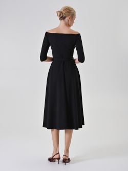 Schwarzes Midikleid mit Gürtel und U-Boot-Ausschnitt det_3