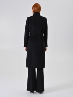 Cappotto Nero Doppiopetto con Collo in Piedi det_3