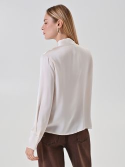Ivory Ruffled V-Neck Blouse det_3