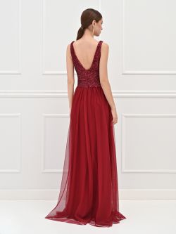 Langes Abendkleid aus Tüll und Pailletten in Bordeauxrot det_3