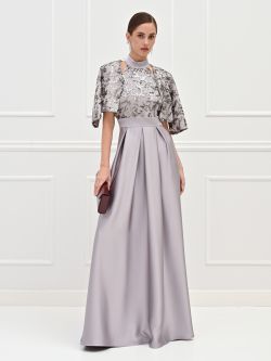 Silberfarbenes Maxikleid mit Pailletten-Oberteil und Satinrock sp_e1