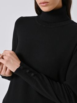 Rollkragenpullover aus schwarzem Strickstoff in_i5
