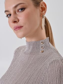 Maglia lupetto platino in lurex a costine in_i5
