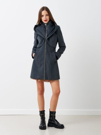 Cappotto con Cappuccio  Rinascimento