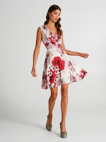 Robe en satin motif à fleurs  Rinascimento
