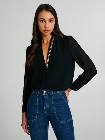Flowy georgette blouse with chain detail   Rinascimento