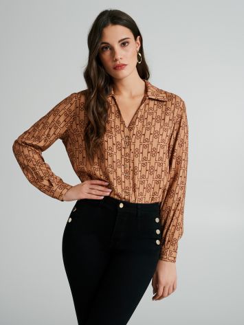 Boxy logo shirt  Rinascimento
