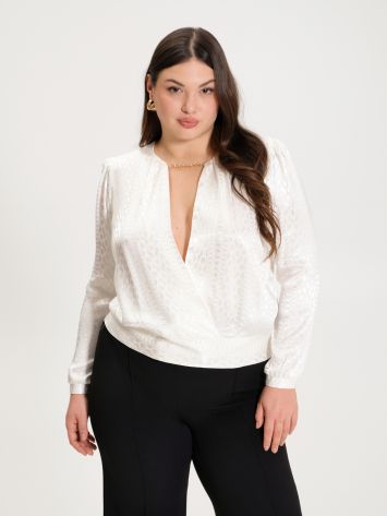 Curvy crossover blouse with chain print  Rinascimento