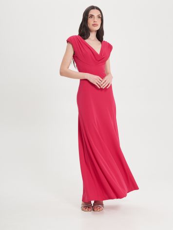 Langes Kleid in A-Linie mit Strasssteinen in Rot  Rinascimento