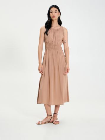 Midi-Kleid aus Viskose ECOVERO® in Biskuit-Beige  Rinascimento