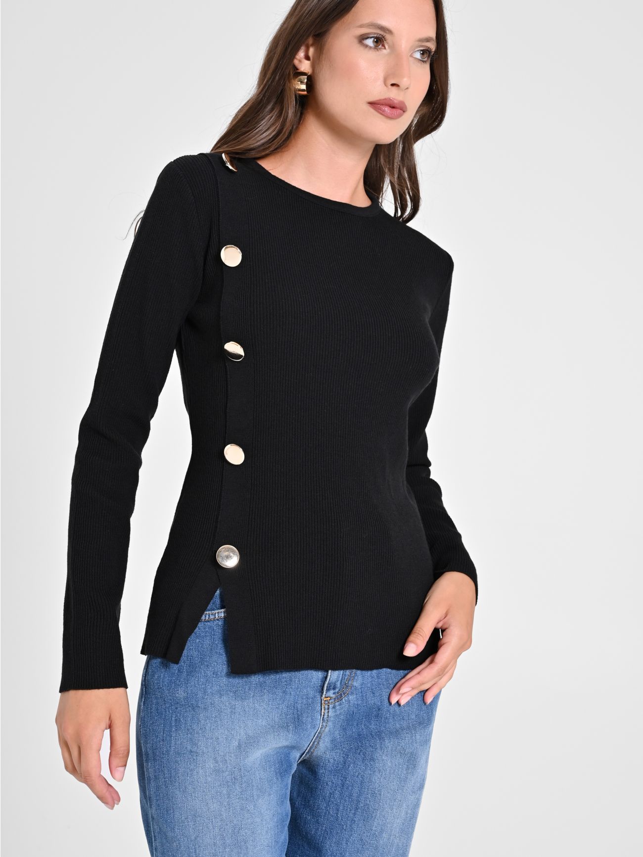 Sueter negro Ecotec con botones