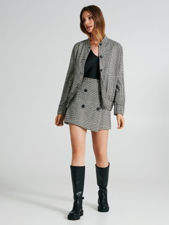 Short houndstooth skirt 