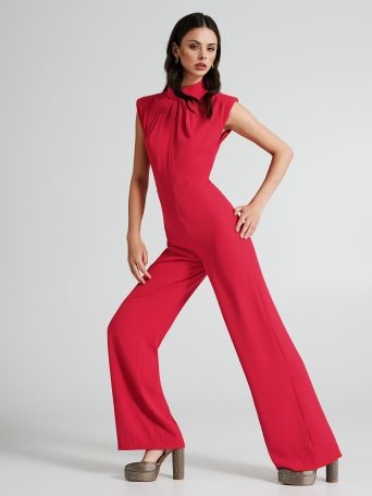 Jumpsuit with padded shoulders 