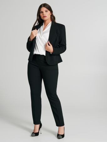 Curvy suit in technical fabric