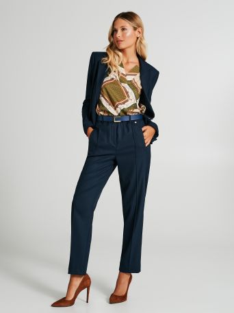 Straight-leg trousers with elasticated waistband. 