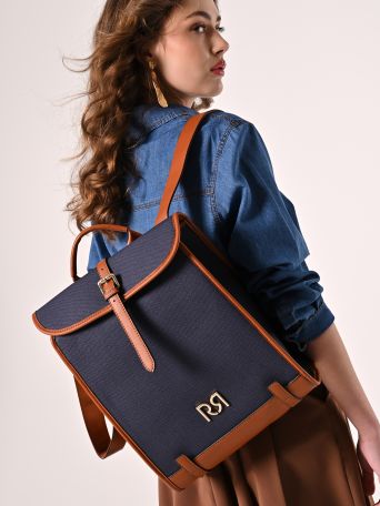 Canvas-effect backpack