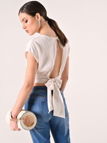 Bluse in Weiß mit Schleife