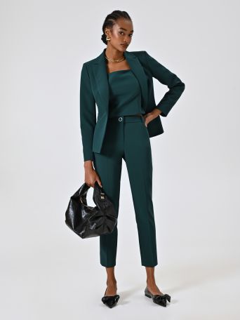 Pantalon vert en tissu technique