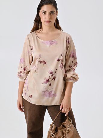 Curvy Floral Blouse