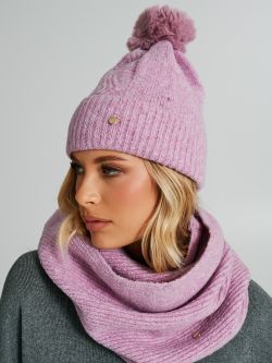 Hat with pom-pom   Rinascimento
