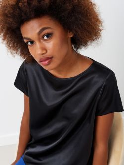 Black Satin T-shirt Boxy, t-shirt style blouse made in lightweight satin with clean lines. The t-shirt is ideal as an under jacket layer, or for adding a touch of shimmer to a casual look. The model is 1.73 cm tall and wears size S. The garment is completely made in Italy.  Rinascimento