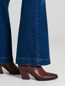 Jeans a zampa lavaggio sfumato  Rinascimento