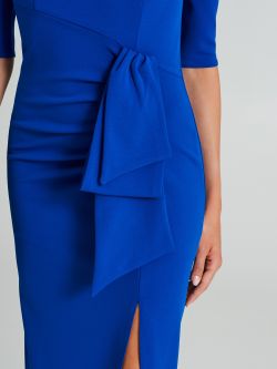 Robe longue épaules dénudées   Rinascimento