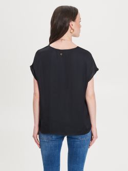 Camiseta negra de satén 100 % viscosa ECOVERO®  Rinascimento