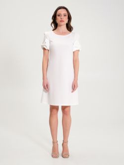 Vestido de línea «A» en blanco crema con lazos  Rinascimento