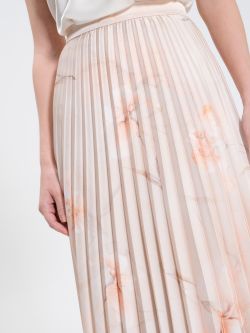 Pleated Floral-Print Skirt in_i5