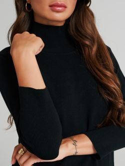Pull col roulé avec petites fentes latérales   Rinascimento