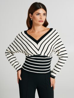 Pullover mit gestreiftem Ausschnitt   Rinascimento