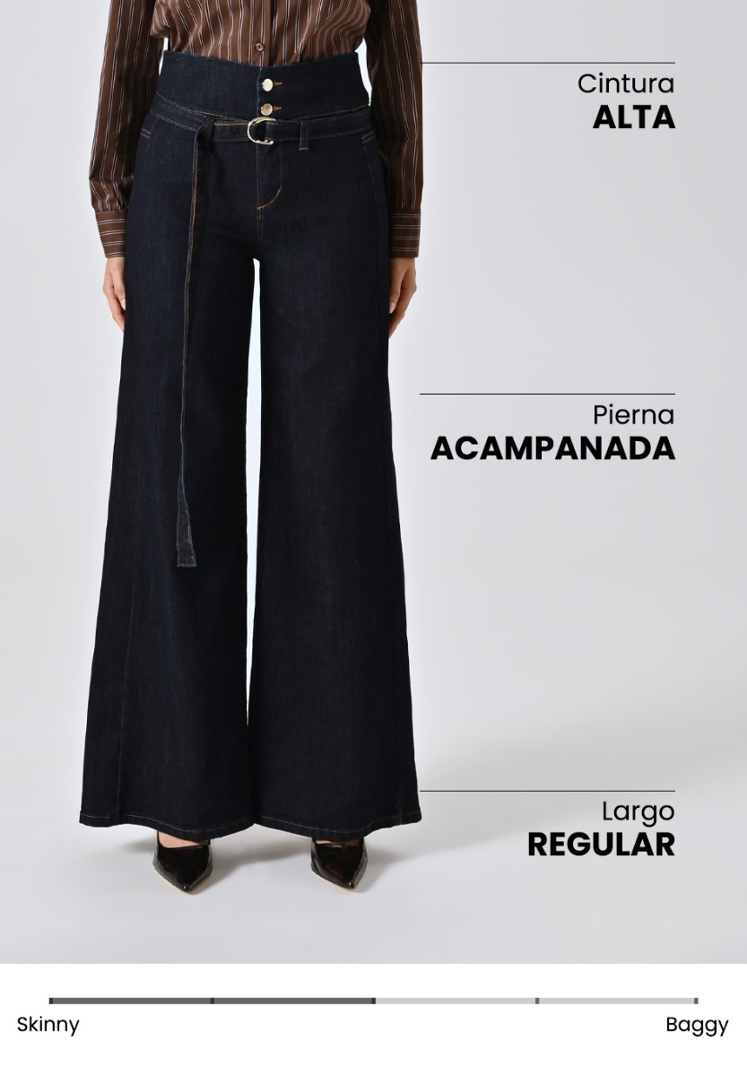 Jeans de lavado oscuro con cinturón