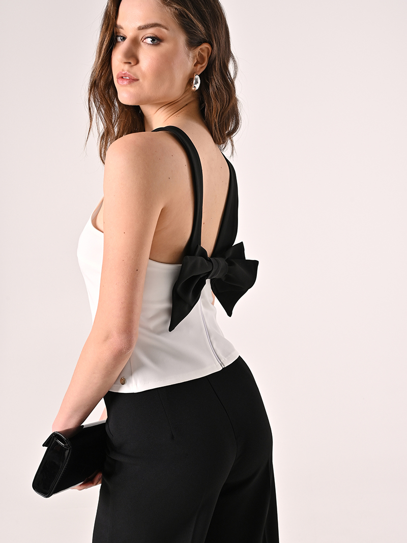 Top Bicolore Black & White con Fiocco